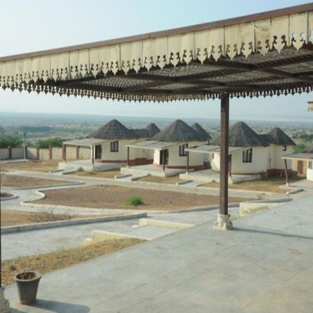 Toran Resort Bhuj Esterno foto